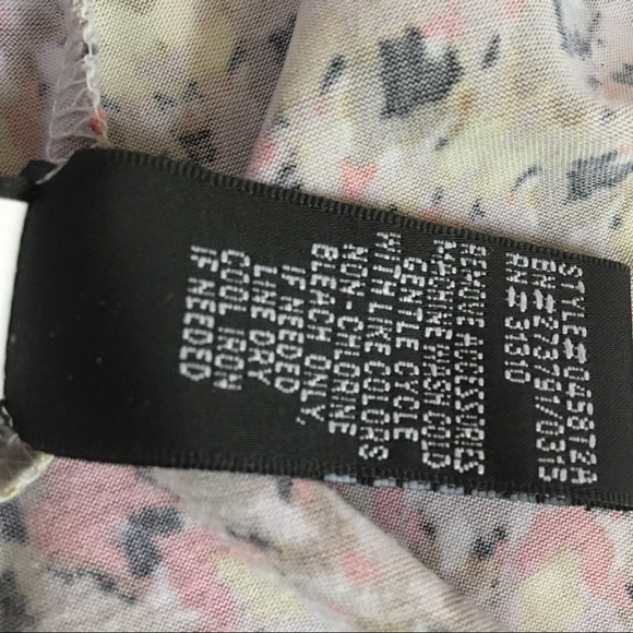 🎁2/$12 LG AB STUDIO MULTI-COLOR SCOOP NECK WING HEM TOP - Picture 12 of 12